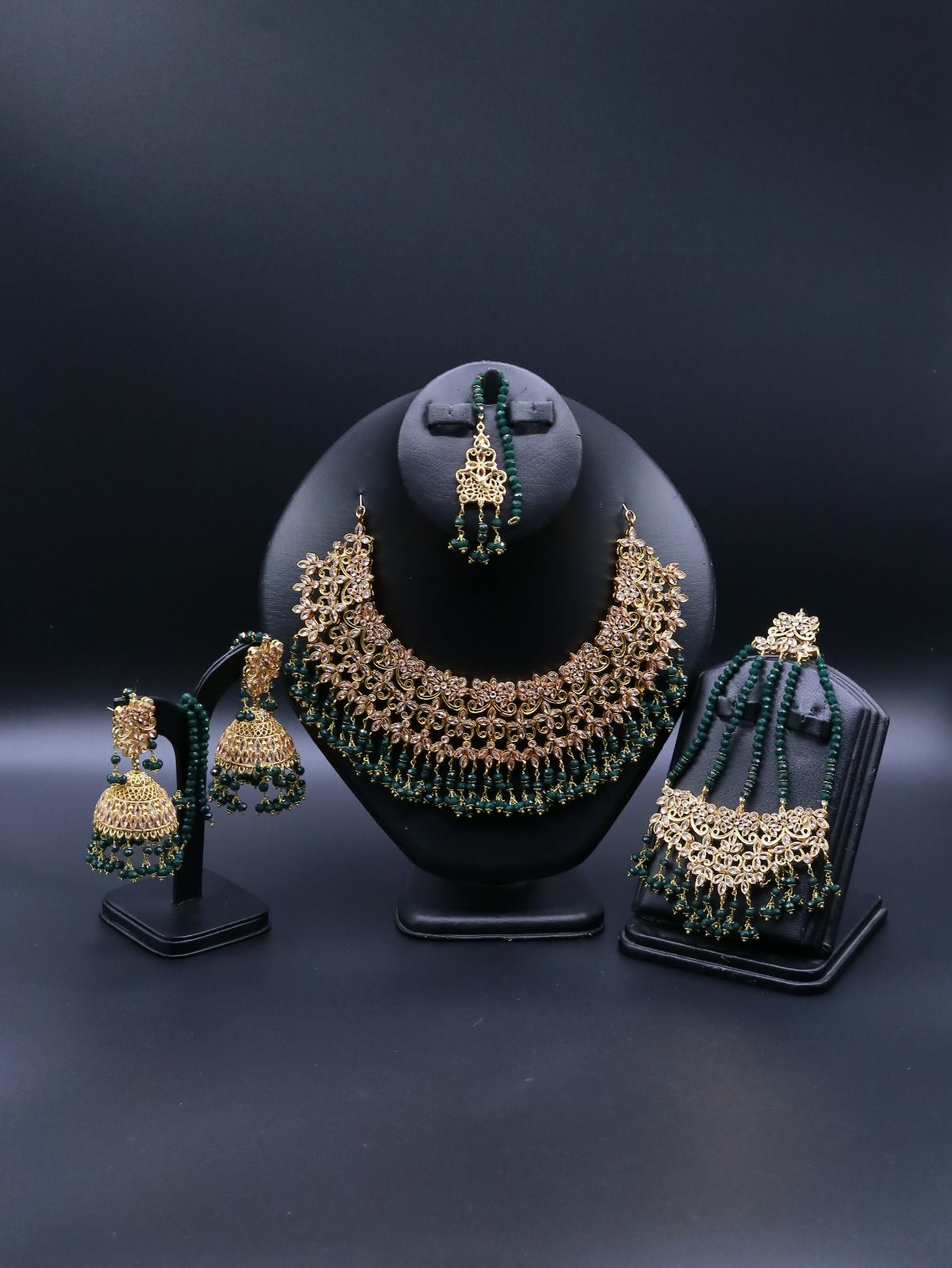 9ct White Gold 0.04ct Top Diamond & Freshwater Pearl Pendant